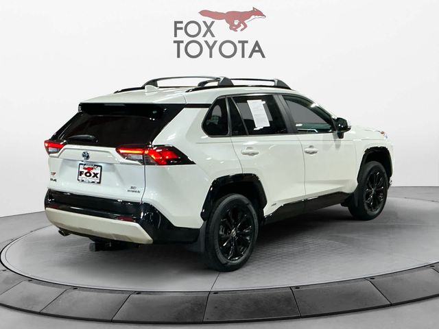 2022 Toyota RAV4 Hybrid SE