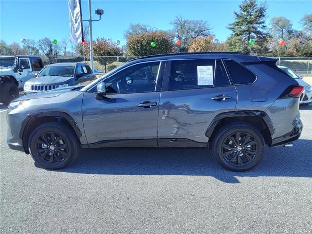 2022 Toyota RAV4 Hybrid SE