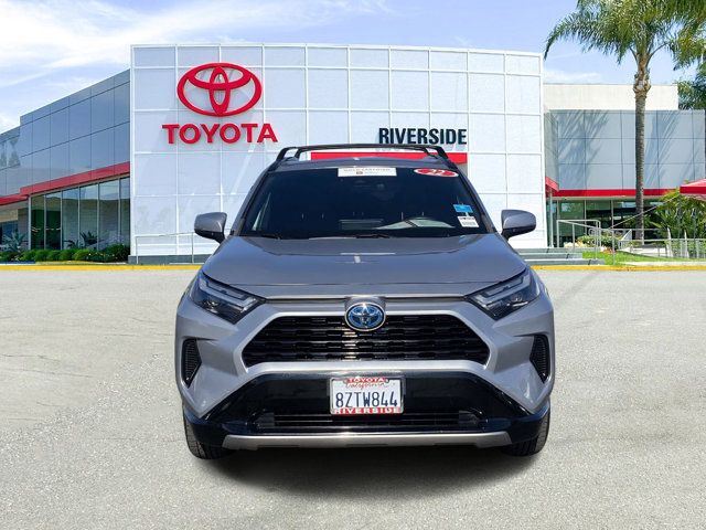 2022 Toyota RAV4 Hybrid SE