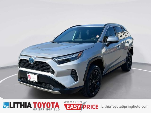 2022 Toyota RAV4 Hybrid SE