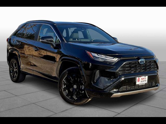 2022 Toyota RAV4 Hybrid SE