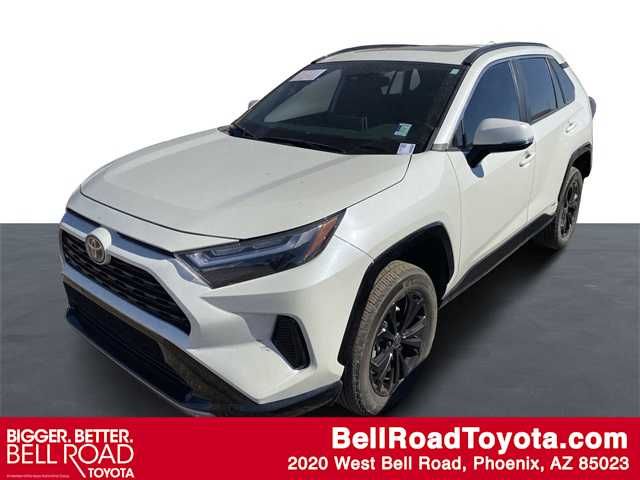 2022 Toyota RAV4 Hybrid SE