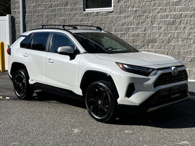 2022 Toyota RAV4 Hybrid SE