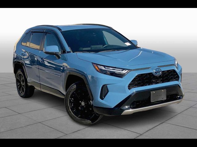 2022 Toyota RAV4 Hybrid SE