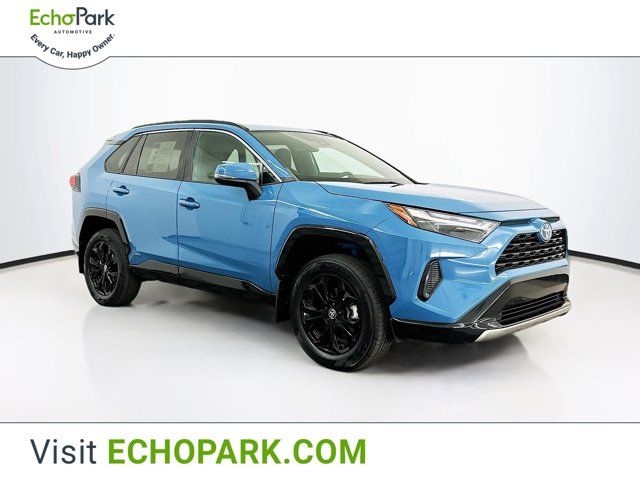 2022 Toyota RAV4 Hybrid SE