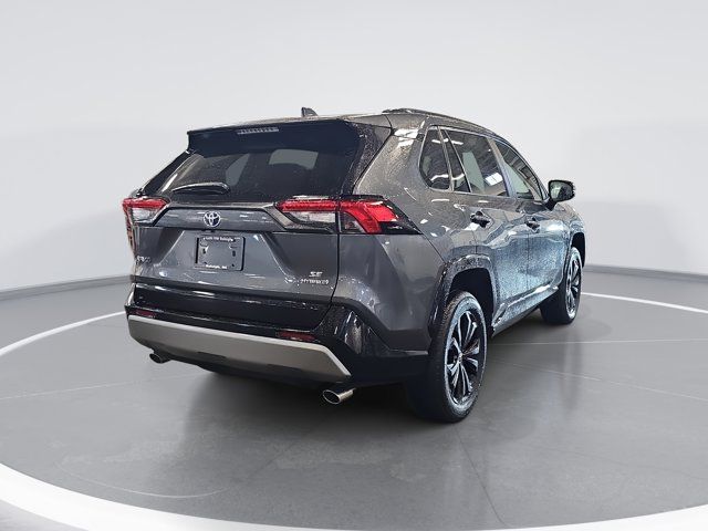 2022 Toyota RAV4 Hybrid SE