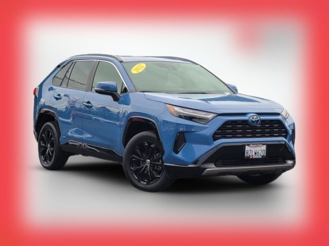 2022 Toyota RAV4 Hybrid SE