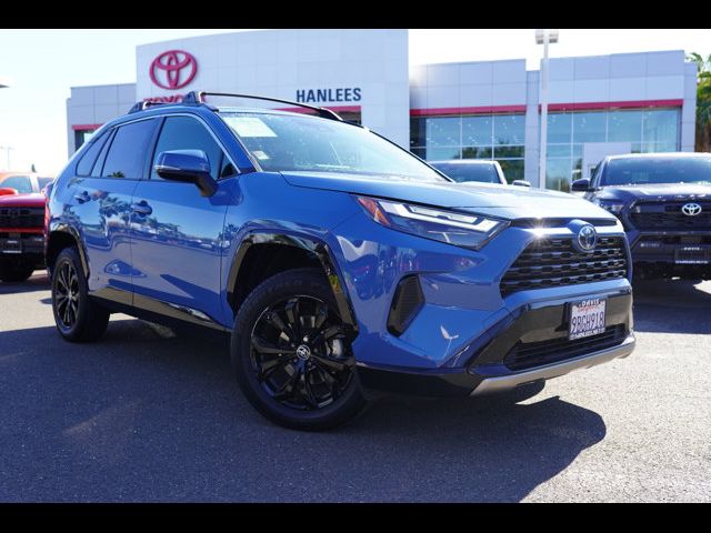 2022 Toyota RAV4 Hybrid SE