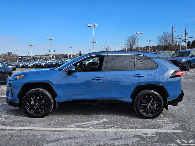 2022 Toyota RAV4 Hybrid SE