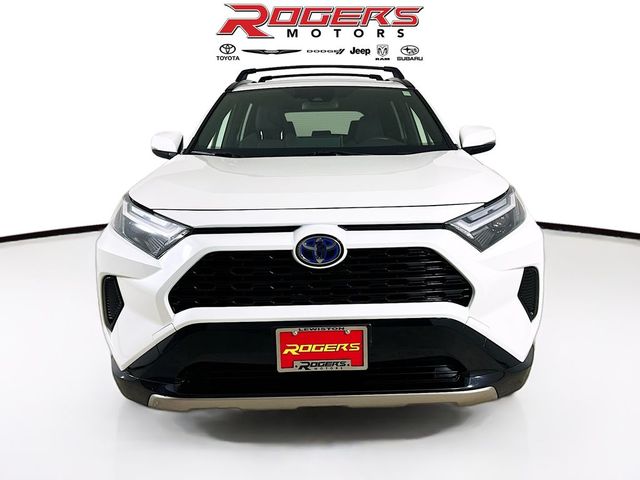 2022 Toyota RAV4 Hybrid SE