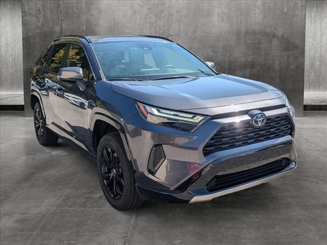 2022 Toyota RAV4 Hybrid SE