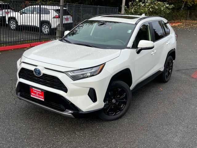 2022 Toyota RAV4 Hybrid SE