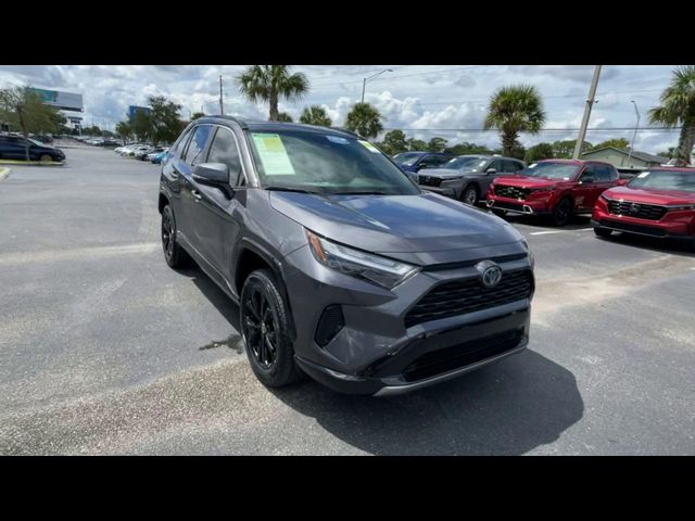 2022 Toyota RAV4 Hybrid SE