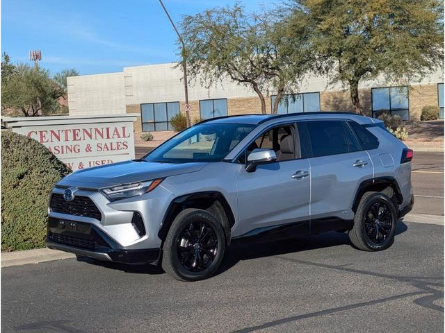 2022 Toyota RAV4 Hybrid SE