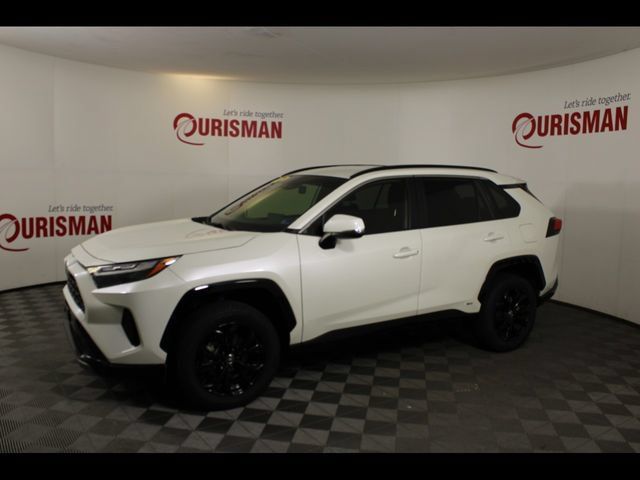 2022 Toyota RAV4 Hybrid SE