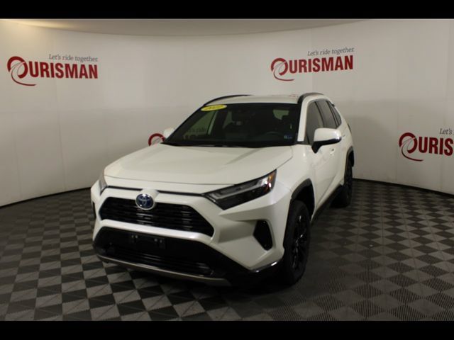 2022 Toyota RAV4 Hybrid SE