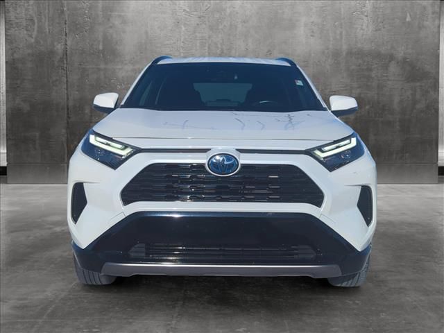 2022 Toyota RAV4 Hybrid SE