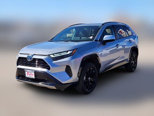 2022 Toyota RAV4 Hybrid SE