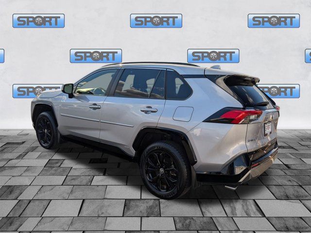 2022 Toyota RAV4 Hybrid SE