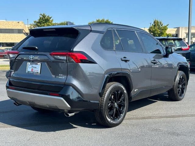 2022 Toyota RAV4 Hybrid SE