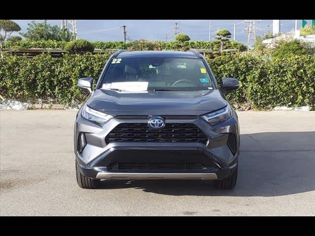 2022 Toyota RAV4 Hybrid SE