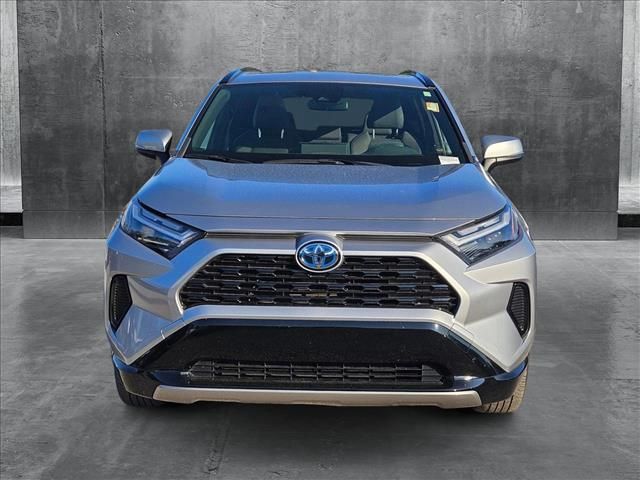 2022 Toyota RAV4 Hybrid SE