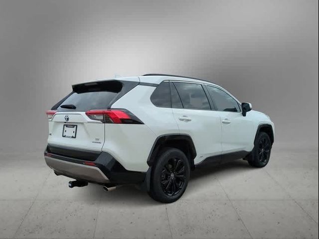 2022 Toyota RAV4 Hybrid SE