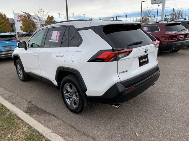 2022 Toyota RAV4 Hybrid XLE