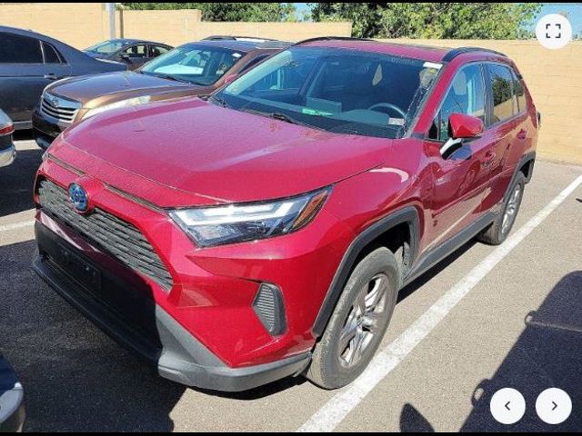 2022 Toyota RAV4 Hybrid XLE