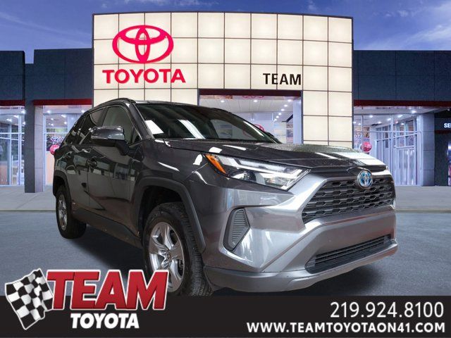 2022 Toyota RAV4 Hybrid XLE