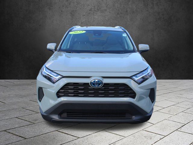 2022 Toyota RAV4 Hybrid XLE