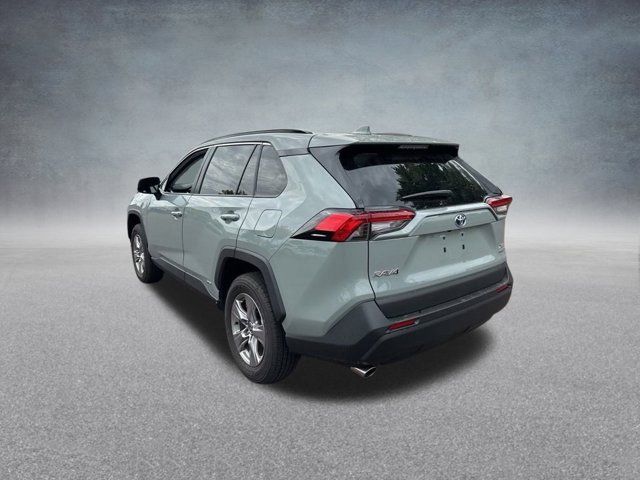 2022 Toyota RAV4 Hybrid XLE