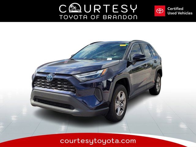 2022 Toyota RAV4 Hybrid XLE