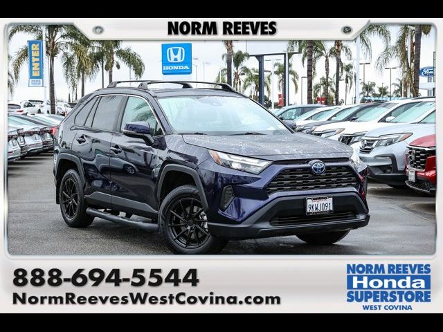 2022 Toyota RAV4 Hybrid XLE