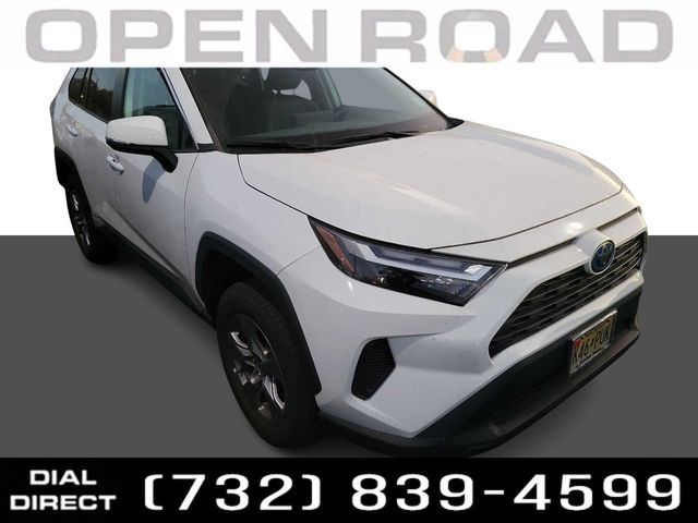 2022 Toyota RAV4 Hybrid XLE