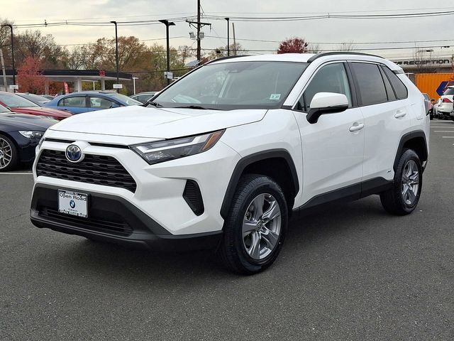 2022 Toyota RAV4 Hybrid XLE