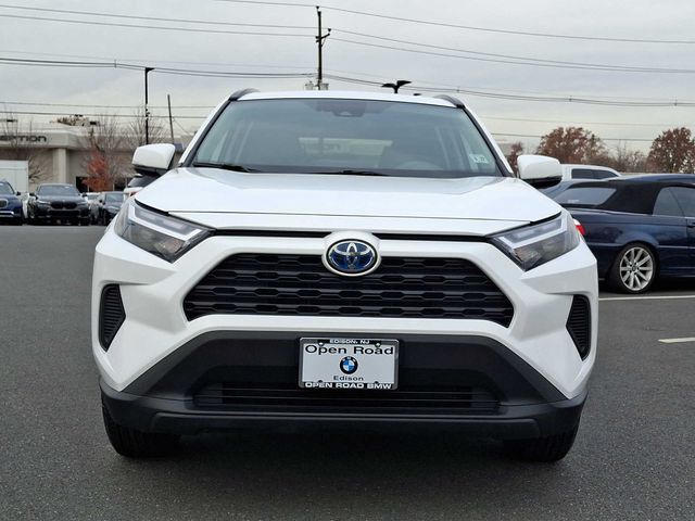 2022 Toyota RAV4 Hybrid XLE