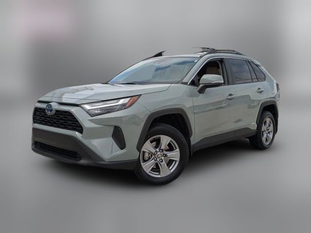 2022 Toyota RAV4 Hybrid XLE