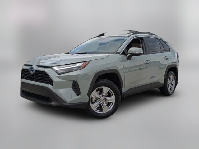 2022 Toyota RAV4 Hybrid XLE