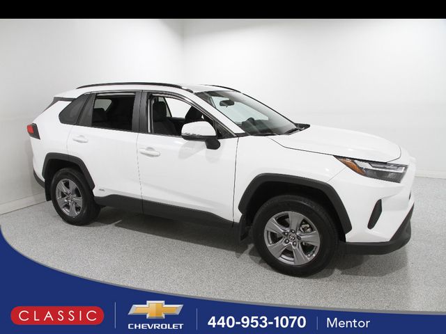 2022 Toyota RAV4 Hybrid XLE