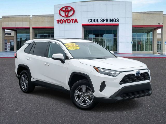 2022 Toyota RAV4 Hybrid XLE