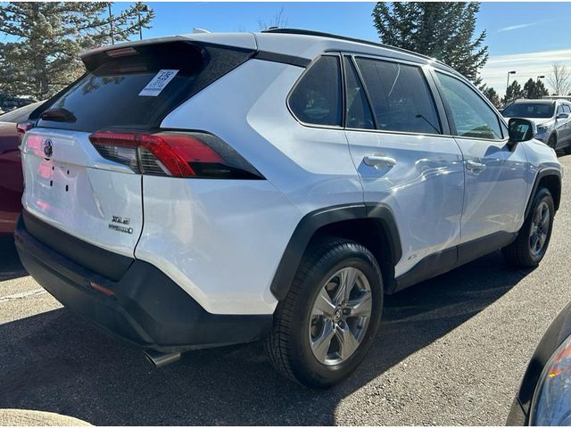 2022 Toyota RAV4 Hybrid XLE