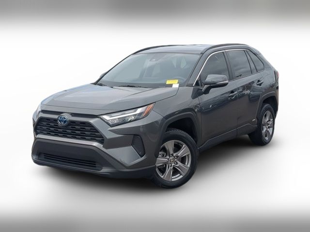 2022 Toyota RAV4 Hybrid XLE