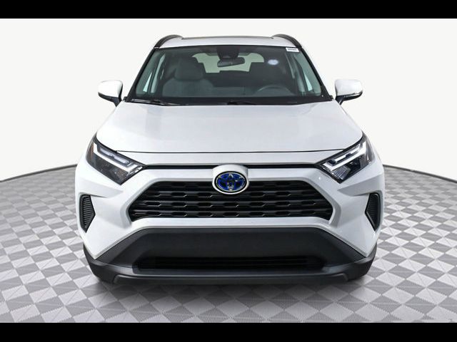 2022 Toyota RAV4 Hybrid XLE