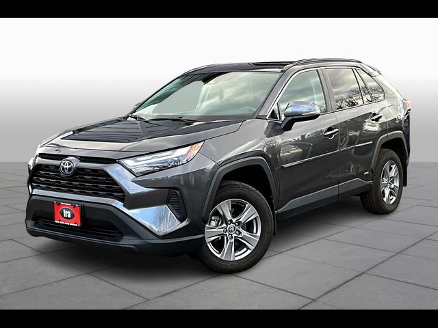 2022 Toyota RAV4 Hybrid XLE