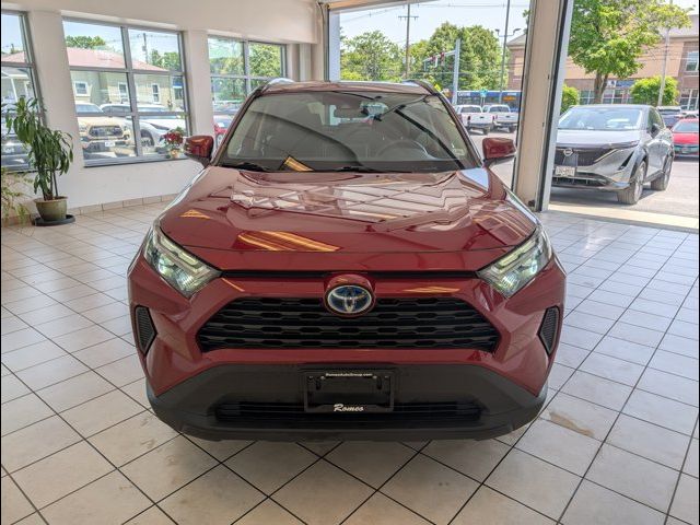 2022 Toyota RAV4 Hybrid XLE