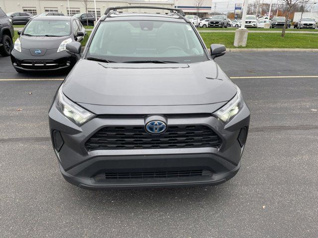 2022 Toyota RAV4 Hybrid XLE