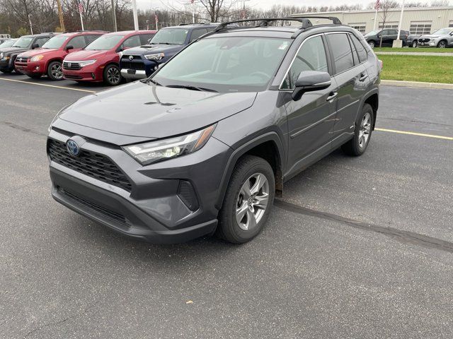 2022 Toyota RAV4 Hybrid XLE