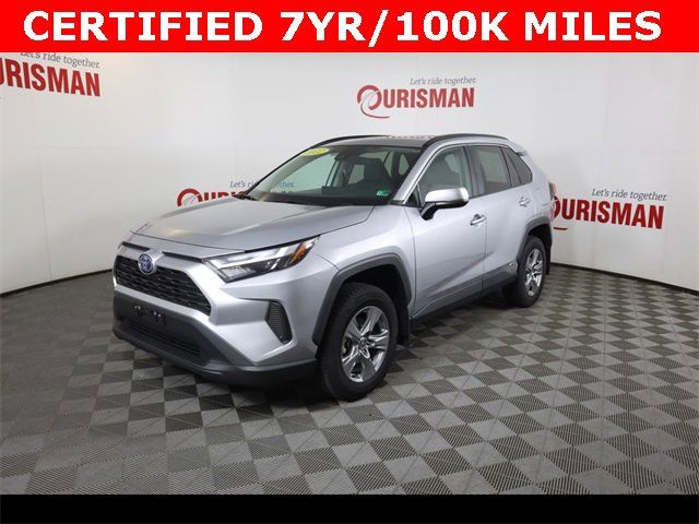 2022 Toyota RAV4 Hybrid XLE