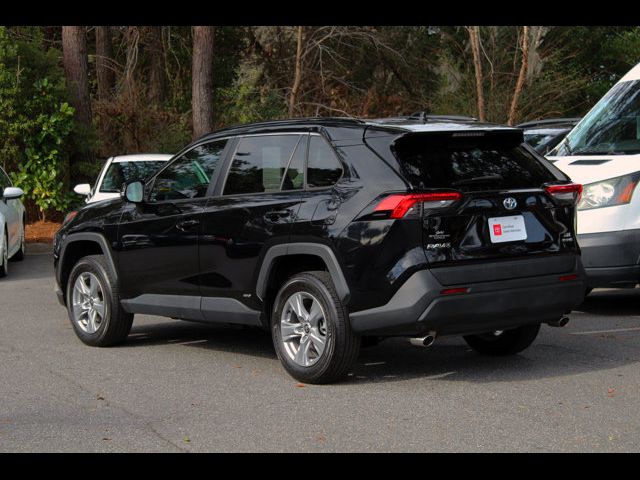 2022 Toyota RAV4 Hybrid XLE